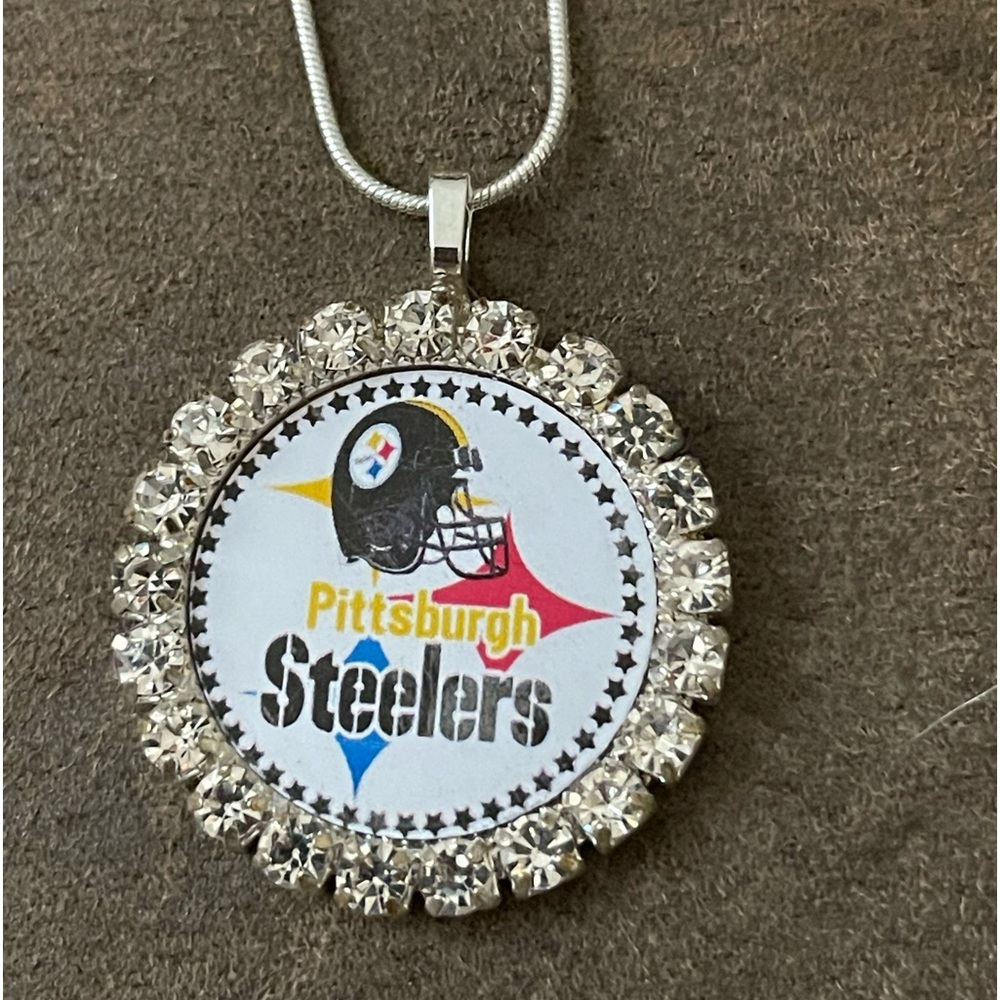 Pittsburgh Steelers necklace